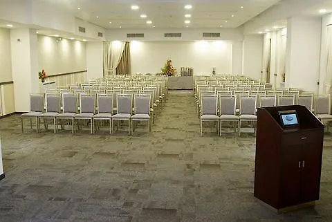 Altamira Village Htl كراكاس